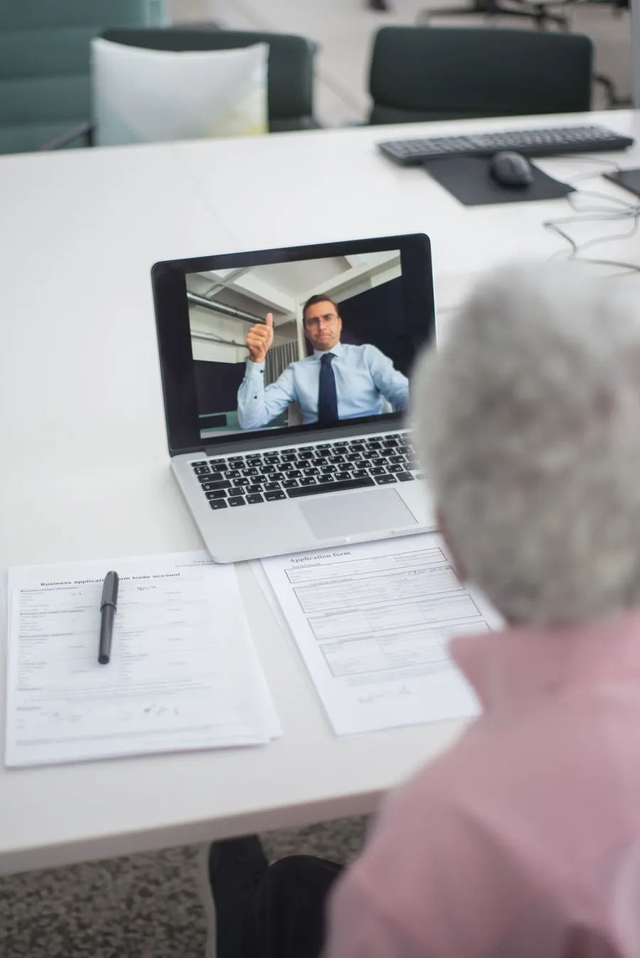 Rendez-vous en visioconférence avec un expert-comptable